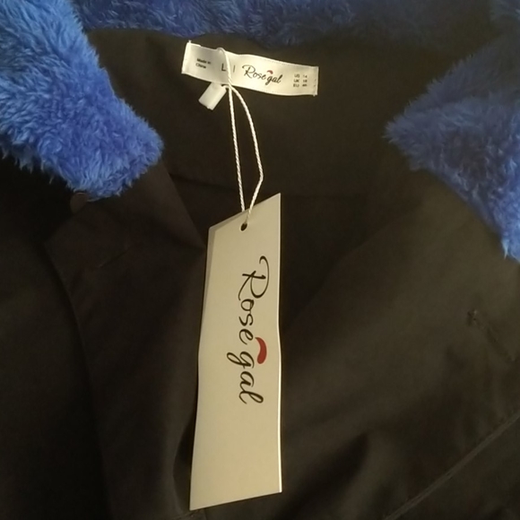 Rosegal hooded raincoat - Picture 3 of 6